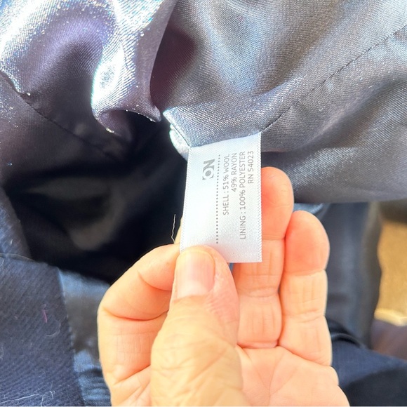 Old Navy Wool Blend Classic Pea Coat. Gold Buttons. Pockets. EUC. Nautical. Lg - Picture 12 of 15